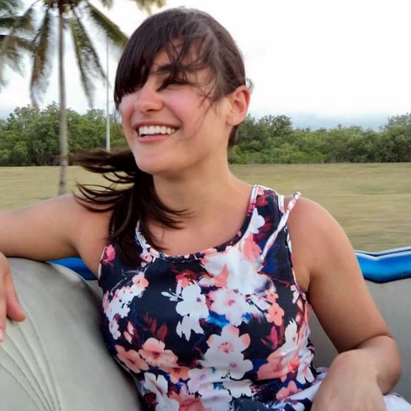 Meet your Posher, Natalie - Picture 1 of 1